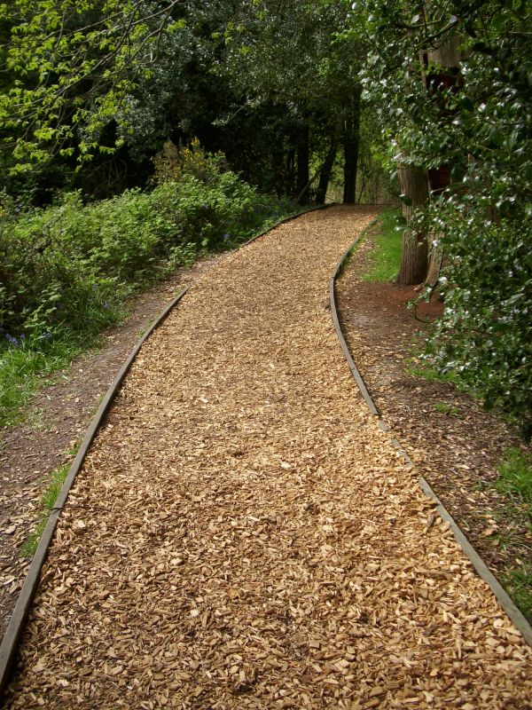 Wood Chips Installation in Honolulu, HI